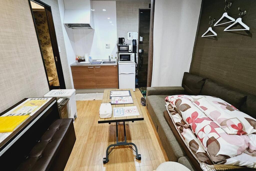 Royce Enmachi Apartment *